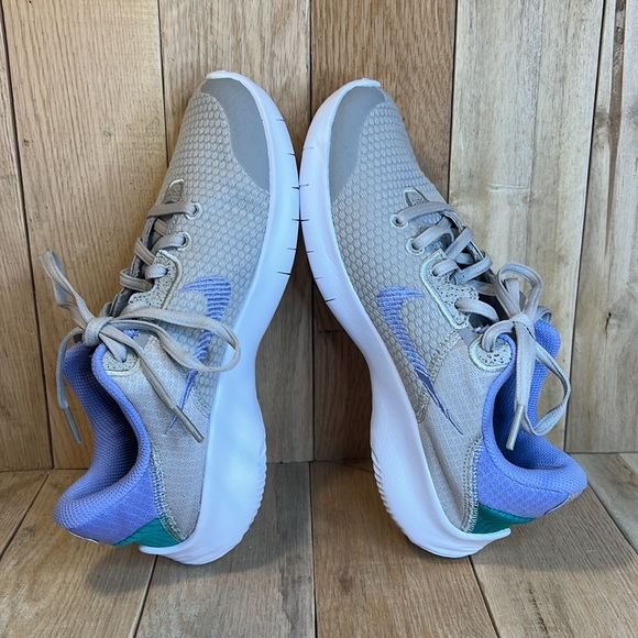 Nike Women's Flex Experience Run 11 LT Iron Ore and Light Thistle - Picture 7 of 10